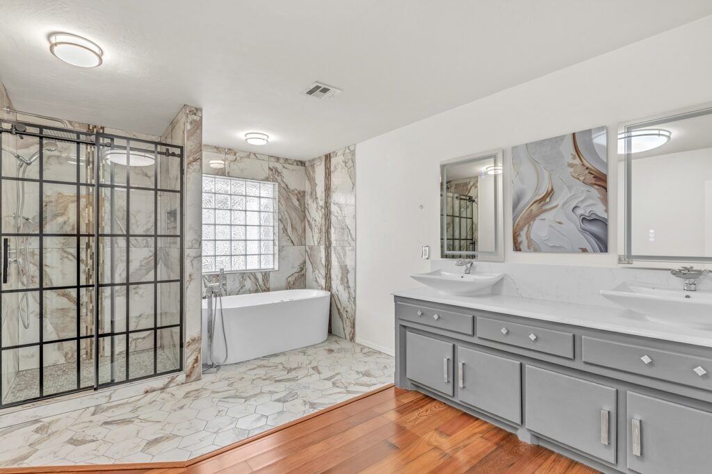 Guthrie Bath Remodel With Tile and Hardwook